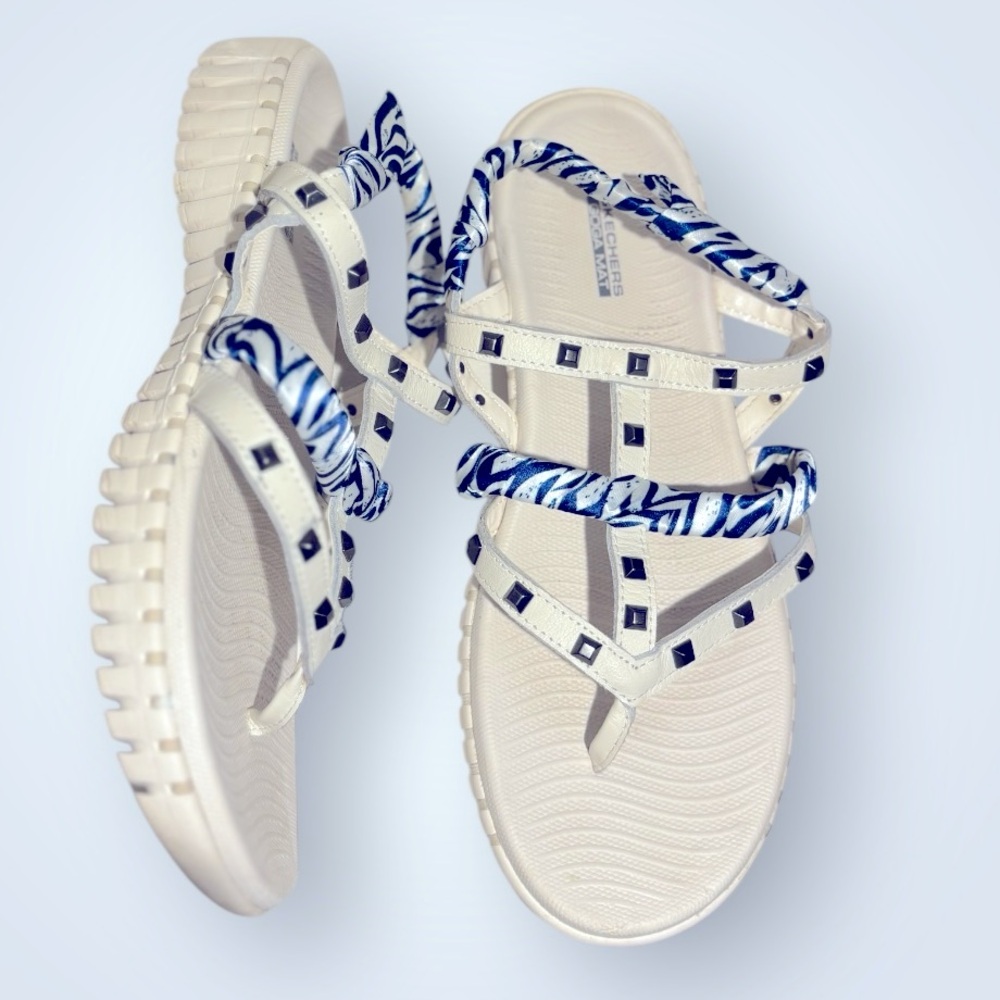 Skechers GOGA White Blue Strappy Studded Nautical Comfort Sandals Size 9